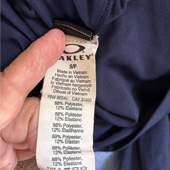 Oakley Dark Blue half Zip Pullover with Logo Tag Small - Picture 4 of 5